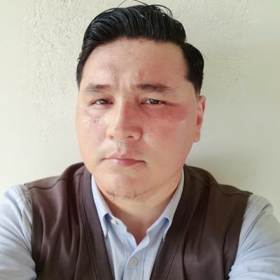 MaiikMarworno's profile picture. Sou um dito cidadão respeitável || E ganho quatro mil cruzeiros || Por mês…