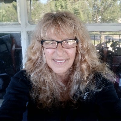 MariaSchmi77494's profile picture. 