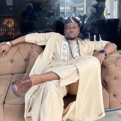 Husband, Father | Awori-Lagosian | Music and Lifestyle | backup account @mrtolaa .