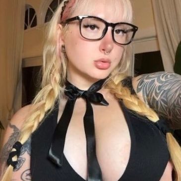 StellaRose77887's profile picture. 