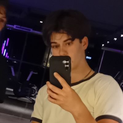 ffcpotter's profile picture. Football related stuff...
Gimme a follow if you feel like it tyy 🤍🖤

Come on Fulham! ⚪️⚫️