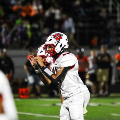 baseball basketball football 3.2 gpa 🏈:QB,WR⚾️:C,SS,RHP🏀:PG 5,11/5 148. harding highschool