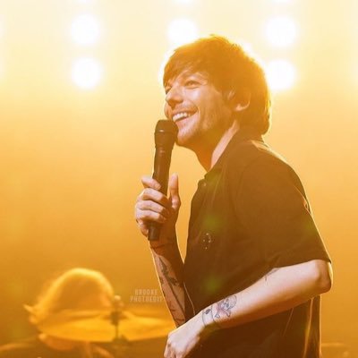 28klouist's profile picture. #1 𝓪𝓷𝓰𝓮𝓵𝓼 𝓯𝓵𝔂 𝓵𝓲𝓼𝓽𝓮𝓷𝓮𝓻 🌞 1𝓭 𝔁 𝓵𝓸𝓾𝓲𝓮 heard louis live