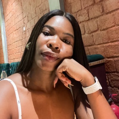 manager @ fintech (corporate comms), rants about capitalism, Esan woman.