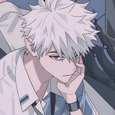 ouzzing_'s profile picture. 비계 사담계 | 본계: @fxxdb