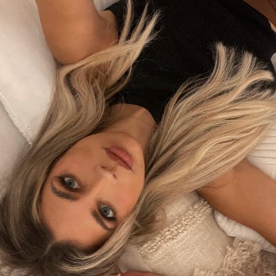 DianaRoss953707's profile picture. Our lives are in our own hands. We should cherish every bit of friendship, love, and more importantly, family.