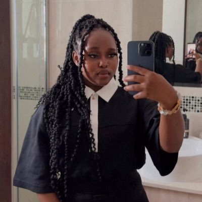 Ayo_Bambz's profile picture. 🇳🇬 x 🇿🇦 | “Cute enough to stop your heart, skilled enough to re-start it” | Arsenal lover | I’m strict shem