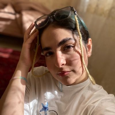 Asemoon134's profile picture. هیچ رنگی بالاتر از آبی نیست!🌊🧵🦋🐳🫐🫧🌨️🌈