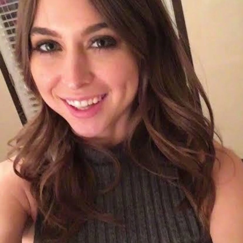 Clairemary52's profile picture. 