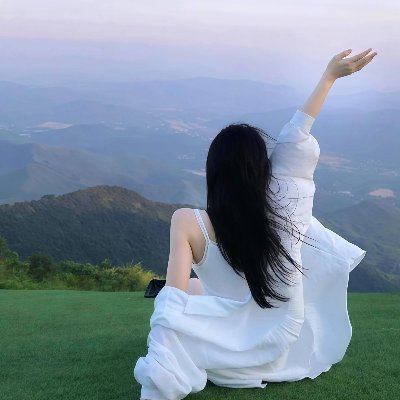 poxoa23152398's profile picture. 美容とクリエイティブで人を笑顔にするのが好きです🌸
I love creating smiles through beauty and creativity every day! 🎨💖