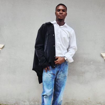 ajilore_david's profile picture. Top-Rated Scriptwriter & Video Editor | Crafting viral YouTube scripts for 7 & 8-figure entrepreneurs | 5M+ views generated and counting!