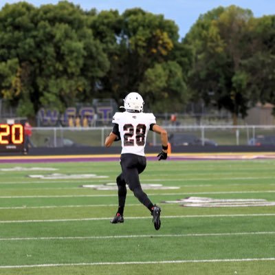 2026 @Cyclonefb Commit | FS 6’4 180lb 6’8 wing span 10.8 100m | Contact 402-595-0017 | Business Inquiries sandycornelio29@gmail.com