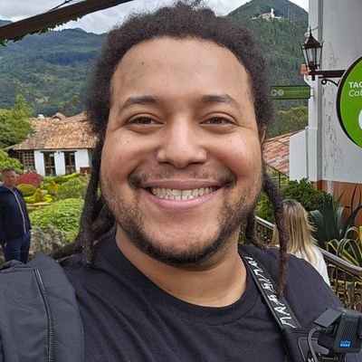 Nerdzinho de quebrada. Viciadinho em Valorant( tag: RBK Dougheto #UM2) e One Piece...