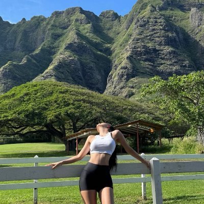 manuelangas320's profile picture. Stop and enjoy the little moments 🌿💛  | #Mindfulness #LifeMoments