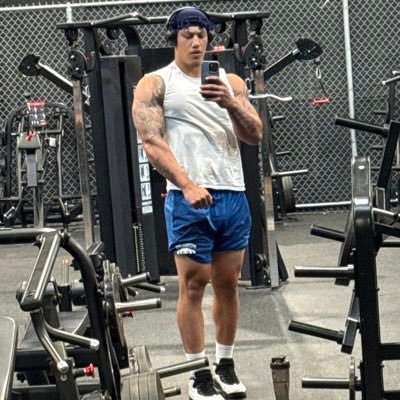 GYMBRO| Personal Trainer| Gamer| ATHLETE LOOKING FOR A NEW HOME