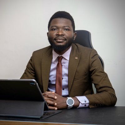 Directeur Général à Manara Productions | Avant Social Média Manager @LeNdjam_Post | Journaliste @tchadinfos, @CFImedias | Geek addict 🧠 | #Tchad 🇹🇩 |