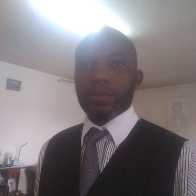 P. D. G du groupe financier
Ntrail Ways Limitless
-Finances
-Immobilier de luxe
-Negoces
-Médiations
-Transactions....