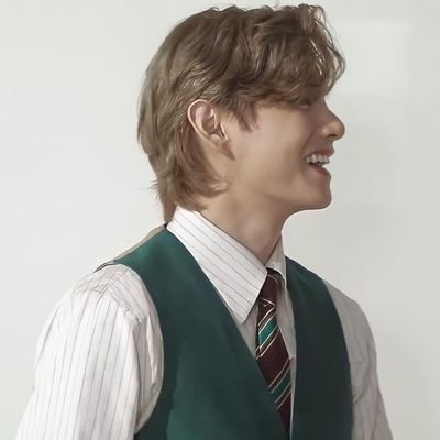 𖹭 𝔒𝔱⁷ 𝔞𝔯𝔪𝔶 ♡ 𝔗𝔞𝔢𝔨𝔬𝔬𝔨𝔢𝔯 𖹭
.ᴖ◡ᴖ. •ᴗ• -ㅅ- ^♡^ •᷄ɞ•᷅ ^▭^ OJO