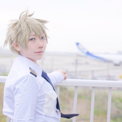 ●扉駈(ひかり) ●腐・コス写有/F自己責任でお願いします ●好き:猫/レッサーパンダ/A3/ルルつな/妖はじ/OA/野村あきこ作品/実シ兄(yduf/🍝550)…etc ゴミメンタルの社畜おたく