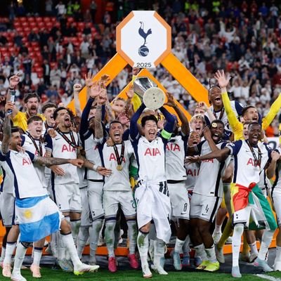 @SpursOfficial @HKane •
#THFC #COYS #DareDreamDo •
UEL Champion 24/25! 🏆 • Harry Kane = 👑🐐 •
#ENICOUT
