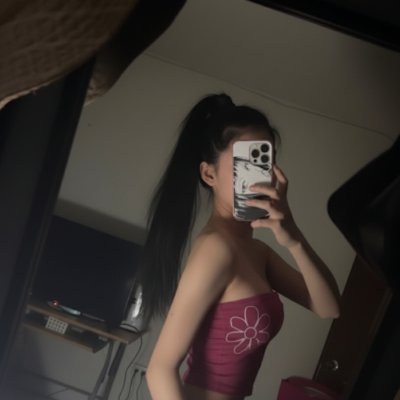 agarwal2698's profile picture. Kafi dur aaye hain, kafi dur jana hai 💚
🇮🇳 🕉️