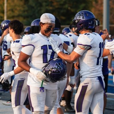 Class of “2028” Pioneer Highschool- Football (#17-66) (DE TE), (240 Ibs) 6’3 Carterjosephhorton1@gmail.com Cell: 313-729-1505 ANN ARBOR MI📍Top 100 ATH IN MI⭐️