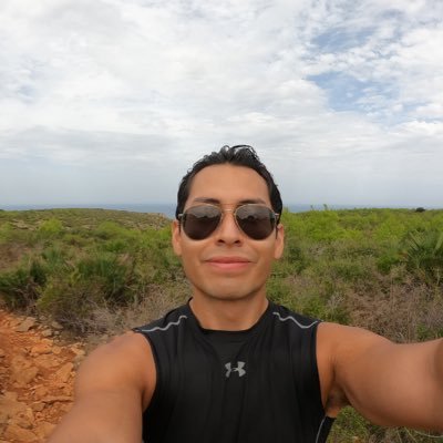 jjavieralava's profile picture. Very curious