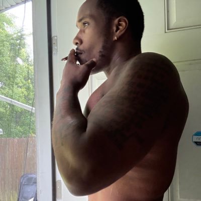 Make Straight Content Creator $meetups $collabs.. Proceed with ⚠️ 😌 It’s for a good cause mama 💰💰 or 🤐 https://t.co/23bNRfiUPt