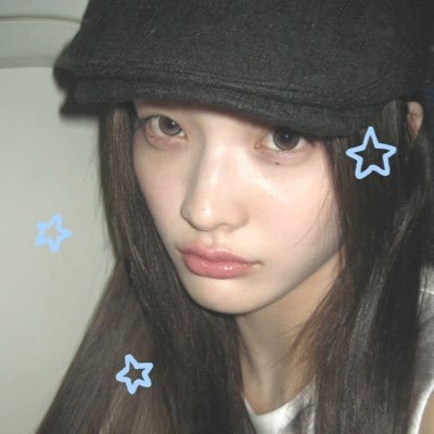irohwa's profile picture. walks through dreamlight with cheeks full of sunshine and sugar