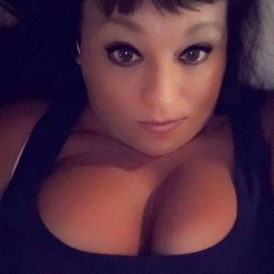 GoddessDez867's profile picture. Exotic like a genie 🧞 in a bottle. Beauty that drains your wallet💵 🧞‍♀️ MILF 💓 Your Expensive Desire come kneel and worship 25+👇