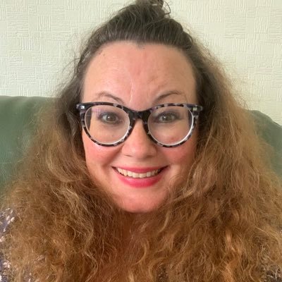 Used to work in primary education, now an author of romance books ✍️💕 Loves writing picture books and YA too. Follow me for book & writing chat 💋RNA member.
