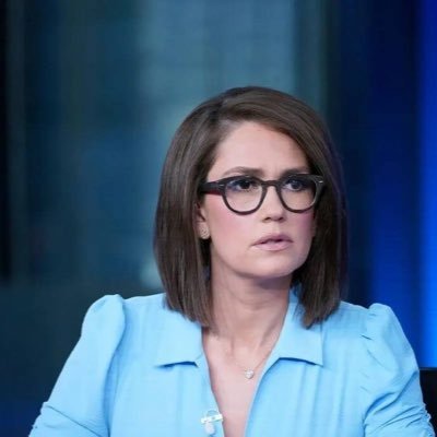 Co-host @thefive, Co-host Raging Moderates with Scott Galloway, defender of Democrats (when it makes sense), Cleo and Teddy's mom most importantly