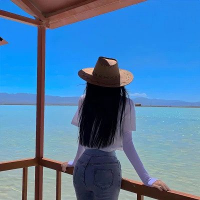 ErickaPascual6's profile picture. Follow your dreams like they’re the runway 👠
Follow me back and I will give you accurate insider information about the cryptocurrency world