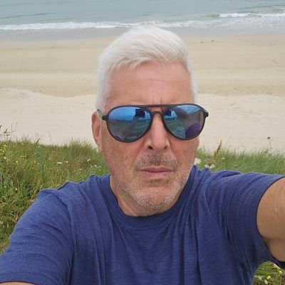 Lives in France, Brittany
Trail running, cycling, hiking, camping, gym rat. Learning is fun too - electronics, science, maths, tech, history. Love sun + snow