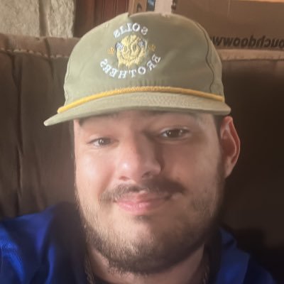 Rileysmith73922's profile picture. I’m a photographer