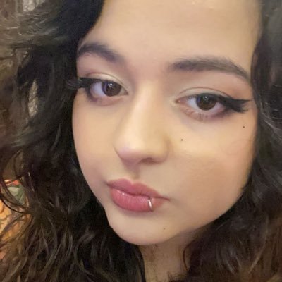 🏴(🇭🇳🇰🇾)21||| https://t.co/5r2qLLJg8A | LOTR, WWE, VCT and video game enjoyer