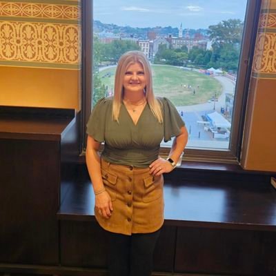 |👩🏼⚕️🏋♀️🧠 LSVT BIG Certified, CCIP L1🦴
with a keen interest in biomechanics, sports med & ortho 📚 |
Posts do not reflect the views of my employer