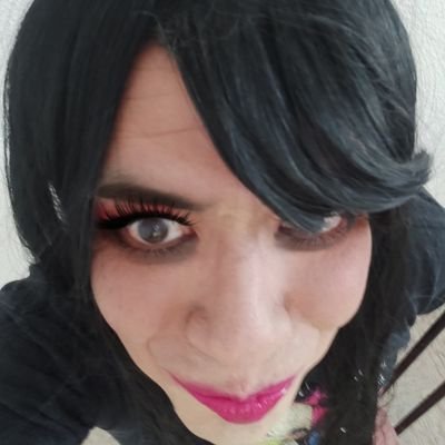 defensor de la libertad
se quien quieras ser
travesti de closet