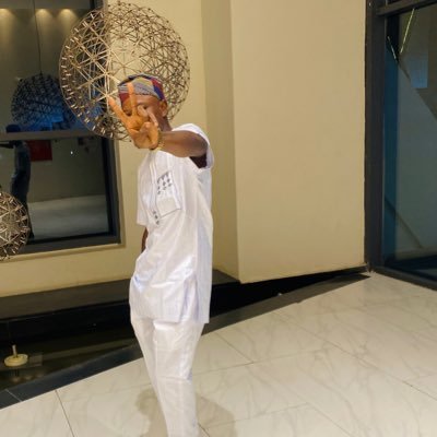 ademolarh_'s profile picture. 🤍☮️ LABI