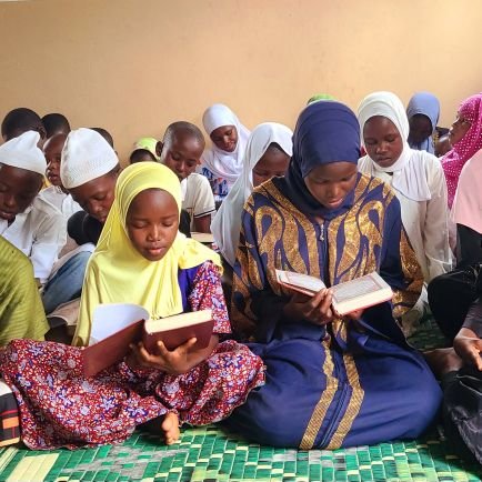 NABWEYO MUSLIM CHARITY RELIEF ORGANIZATION
WE TAKE CARE OF THE NEEDY ;
ORPHANS, STREET KIDS, HOMELESS PEOPLE, WIDOWS,
WE ALSO DO ACTIVITIES LIKE;
MOSQUE CONSTR