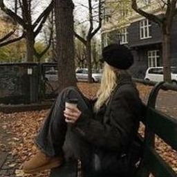 Vwalcou1822621's profile picture. 