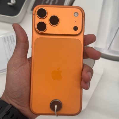 dan2727812's profile picture. Officially 24 Love Red heart is good when u are with right person. #RinduYangTerindah