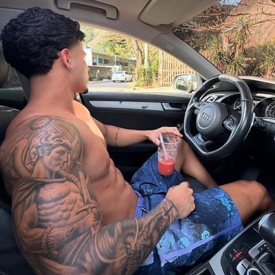 dhttyo's profile picture. Senza filtri, senza prove. Solo io e i miei dilemmi in tempo reale.