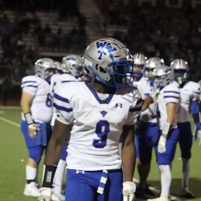 Rb/Lb | @WWTfootball Class of 2027 - 165lbs - 5’10 📧 - tumtum0809@icloud.com 📱- 226 506 3448