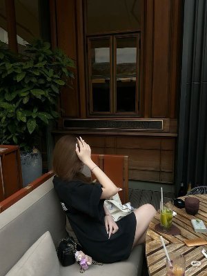 mada26051's profile picture. Listening to the whispers of the wind 🌬️🍃