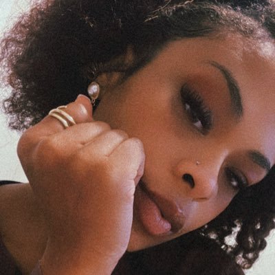 Minding my business in my own perfect world where God is in control. ✨