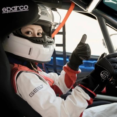 Mohamed_fisal11's profile picture. Living my dreams, one day at a time