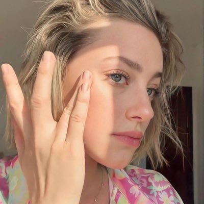 Elena00778's profile picture. 