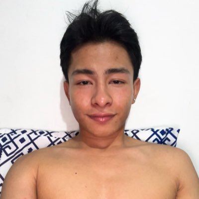 VERGON 20cm Paisa🇨🇴 20 Años 🤤🍆 FULL Complaciente 🐥 VIDEOS PERSONALIZADOS 🎥💵Suscríbete a mi Onlyfans 🧨🎥👑https://t.co/AjRNoqsqwQ