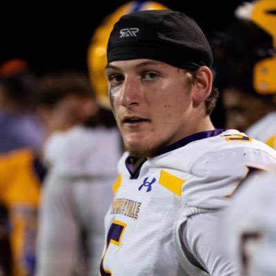 Farmersville High ’27 | 3 Sport ATH | QB 🏈 OF ⚾️ Track 🏃🏻♂️ | NCAA ID# 2207604895 | 3.75 GPA | levi_qb1@icloud.com | cell #469-545-2760 | QB Coach @qbc_dfw